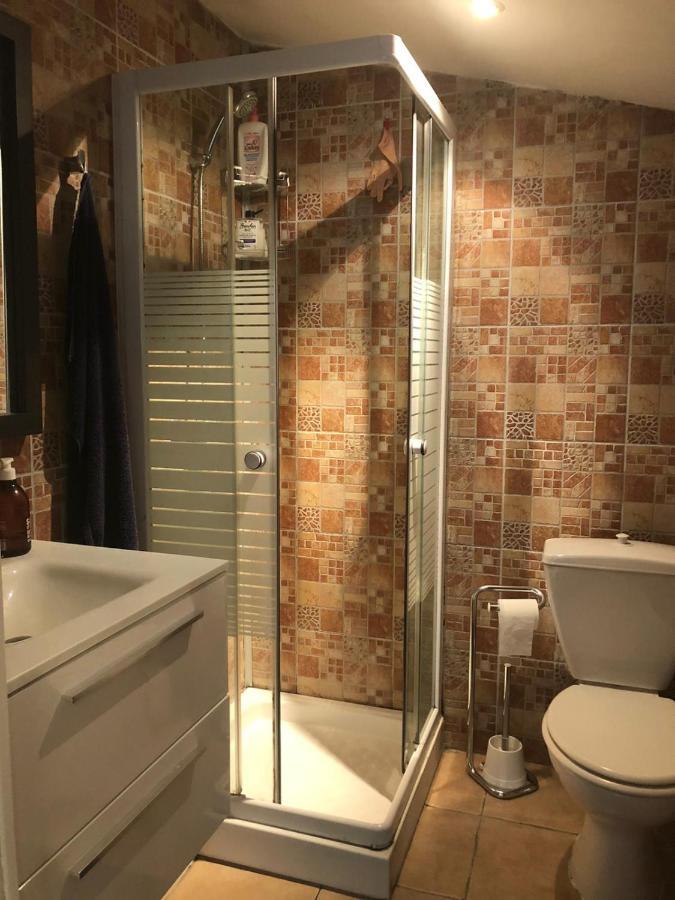 Petite Chambre Independante Avec Sdb, Clim Et Parking Prive Ница Екстериор снимка